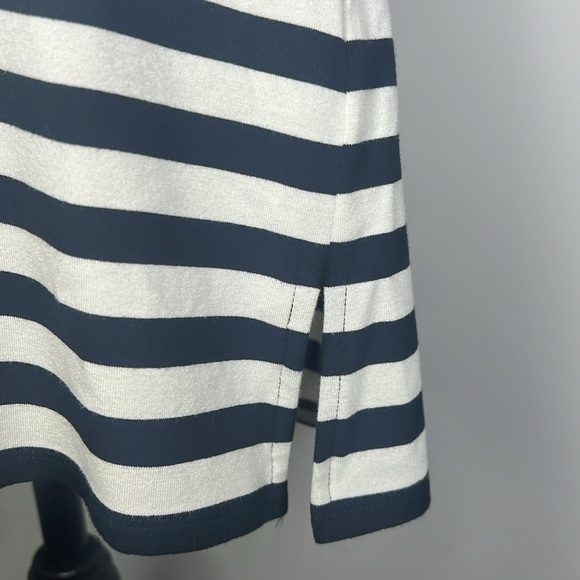 White House Black market women’s V-neck tank top black-and-white size large - Picture 7 of 8